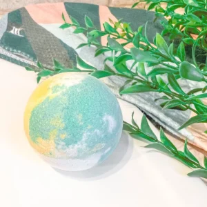 Kozy x Three Wix & CO Bath Bomb - White Tea & Pear* Bath Products