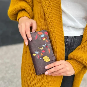 Espe Clutch - Avery* Wallets