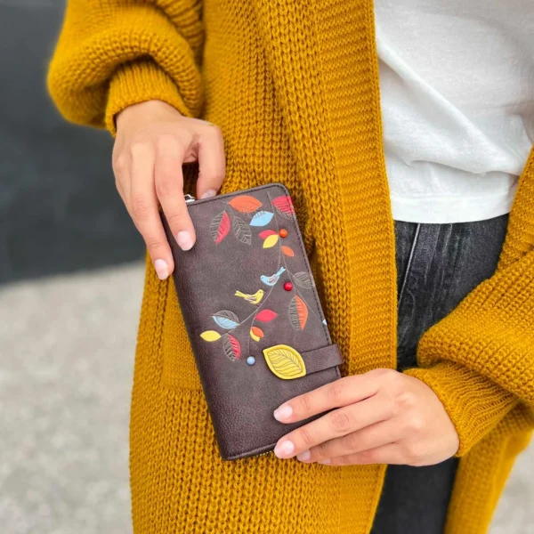 Espe Clutch - Avery* Wallets