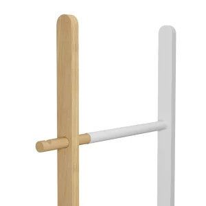 Umbra Extendable Ladder - Hub* Organization