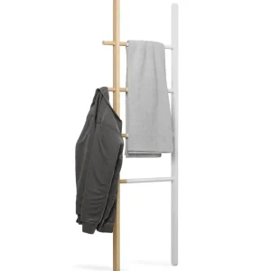 Umbra Extendable Ladder - Hub* Organization