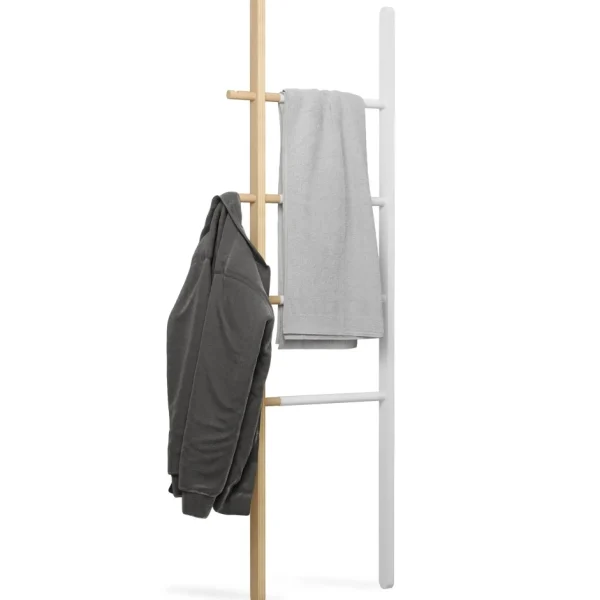 Umbra Extendable Ladder - Hub* Organization