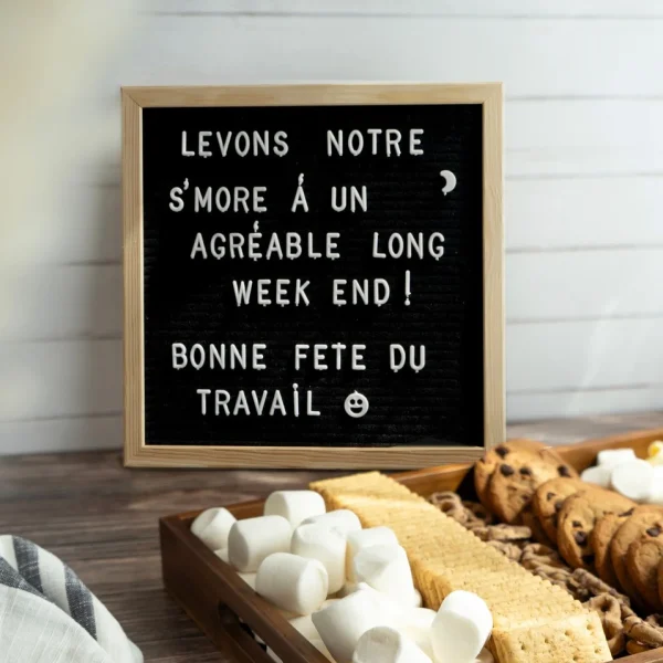 Ricardo Felt Board - Interchangeable Letters* Decorative Objects