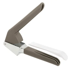 Ricardo Garlic Press* Preparation & Cooking