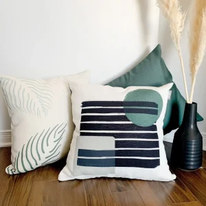 Les textiles Patlin Kozy Cushion - Green And Black* Cushions