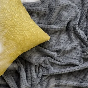 Agence K Kozy Textured Throw - Grey* Throws