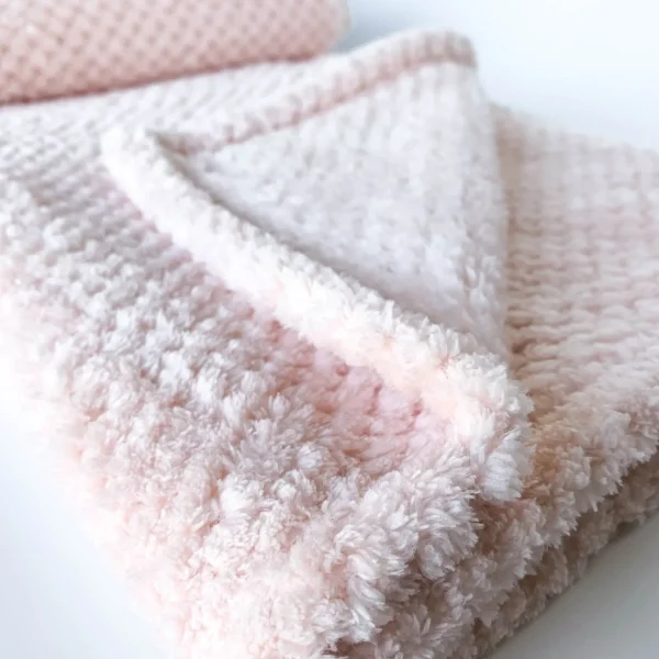 Agence K Kozy Textured Throw - Pink* Throws