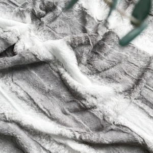 Agence K Kozy Throw - Deluxe* Throws