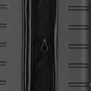 Bugatti Large 28'' Luggage - Geneva* Large & Medium Luggages