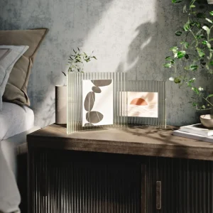 Umbra Ribbed Picture Frame - Ripley* Plates & Wall Frames