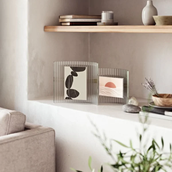 Umbra Ribbed Picture Frame - Ripley* Plates & Wall Frames