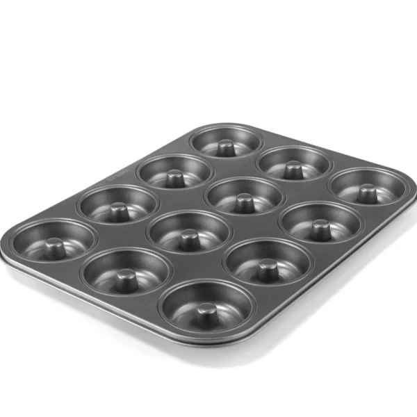 Ricardo - Donut Mould* Preparation & Cooking