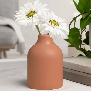 Torre Tagus Terracotta Vase - Komi* Vases & Pots