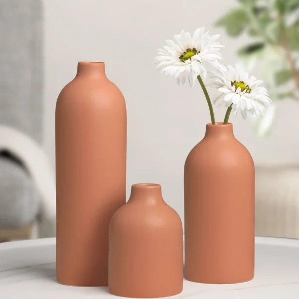 Torre Tagus Terracotta Vase - Komi* Vases & Pots