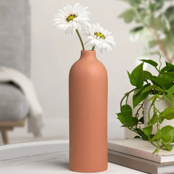 Torre Tagus Terracotta Vase - Komi* Vases & Pots