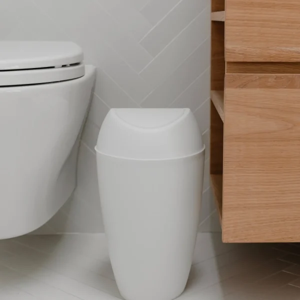 Umbra Trash Can - Twirla* Bathroom